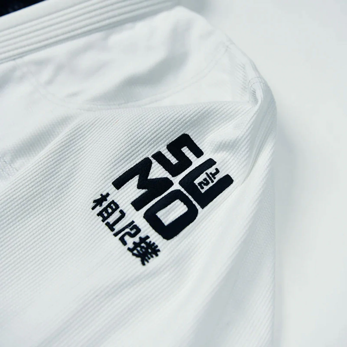 BJJ Gi Half Sumo Mamba IBJJF Branco  - Image 6