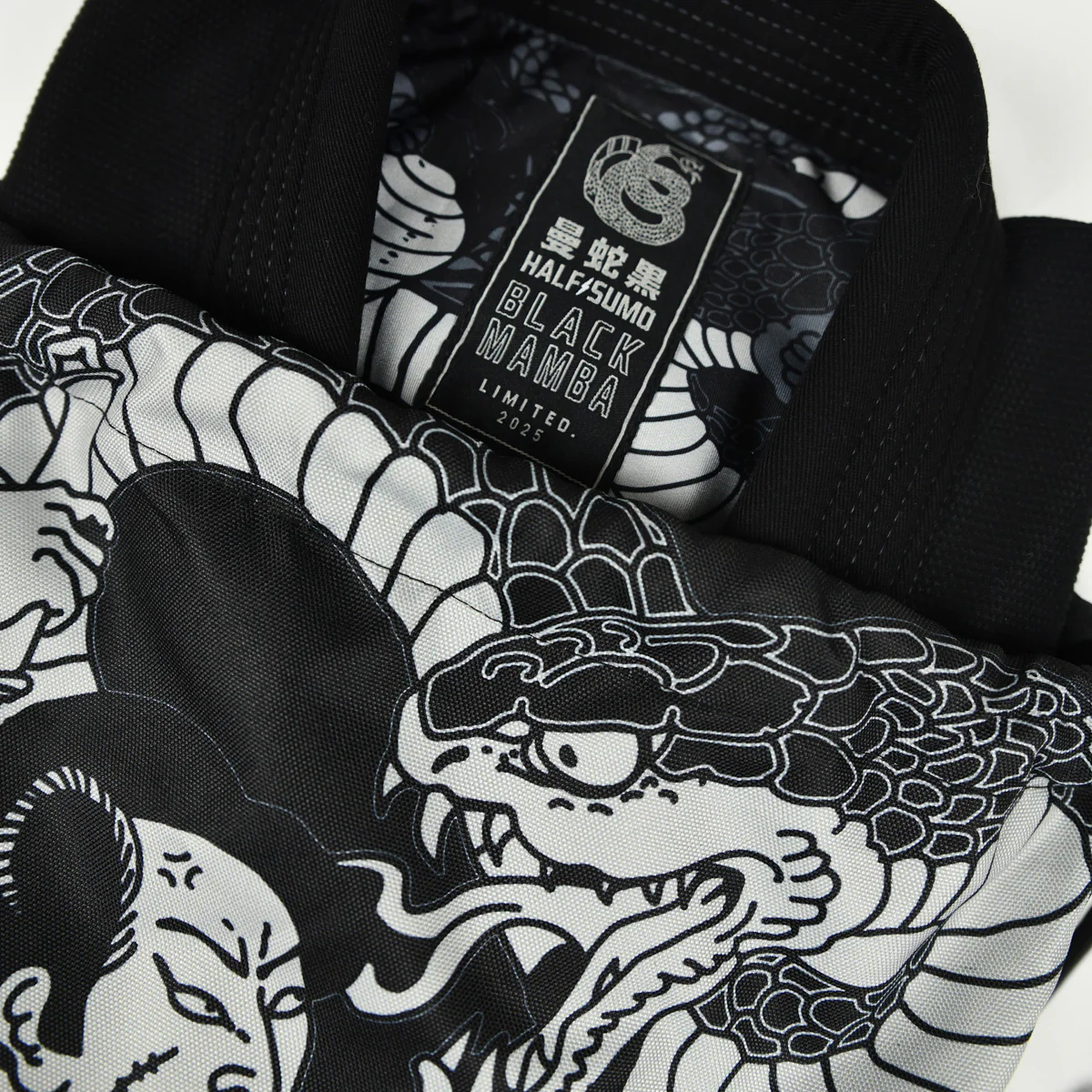 BJJ Gi Half Sumo Mamba Preto  - Image 12