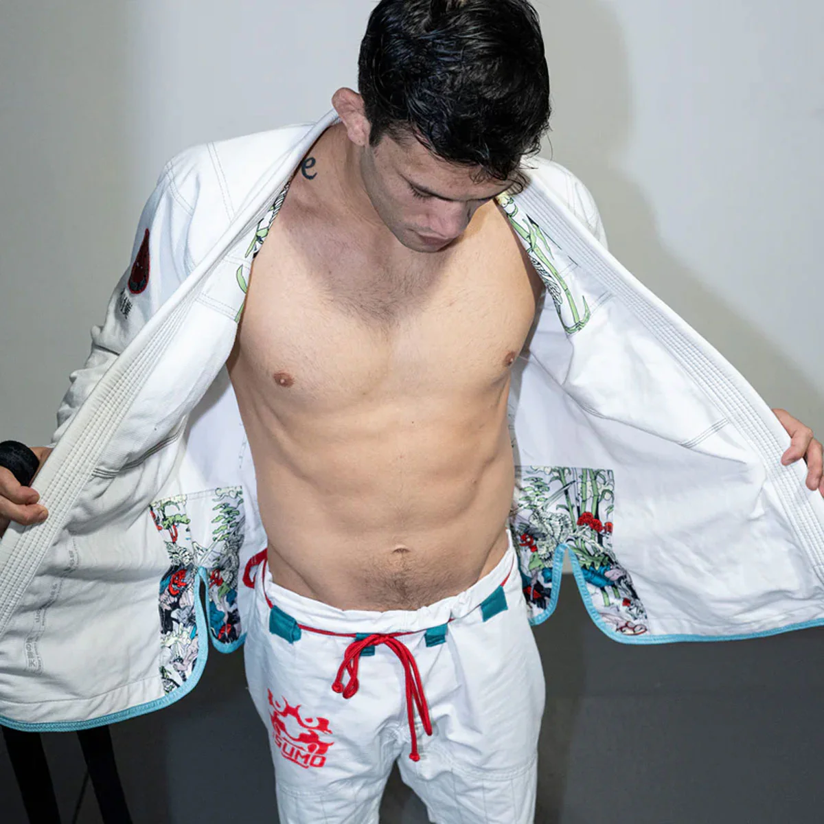 BJJ Gi Half Sumo Tengu Branco  - Image 20