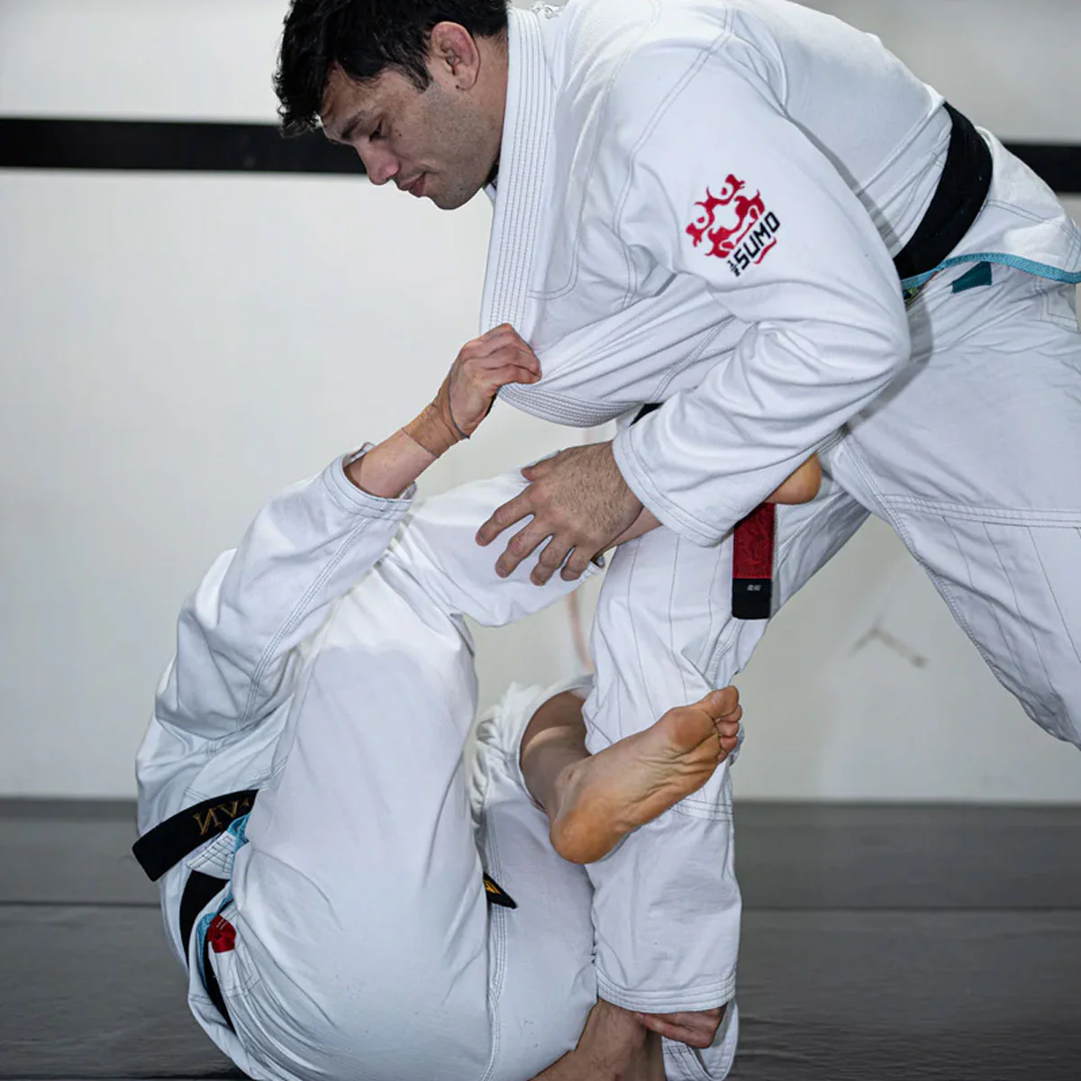 BJJ Gi Half Sumo Tengu Branco  - Image 24