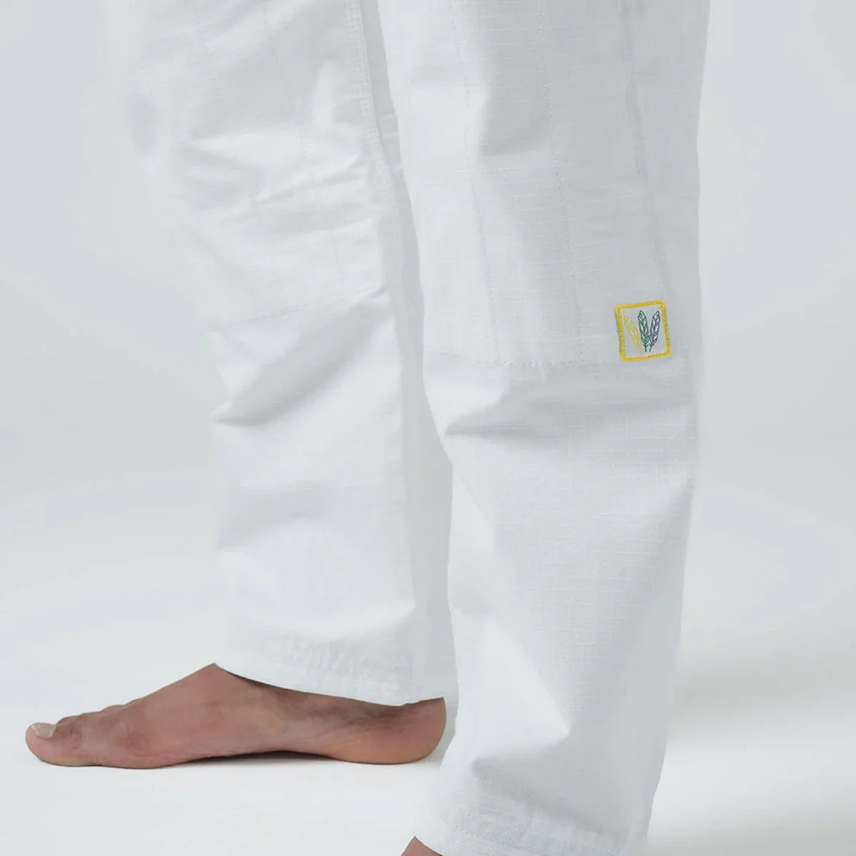 BJJ Gi Kingz MI-K Roots IBJJF Branco  - Image 9