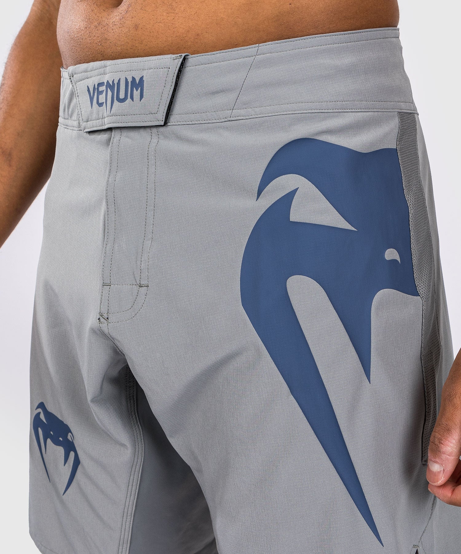 Calções de MMA Venum Light 5.0 - Image 10