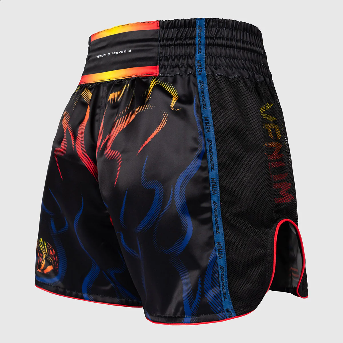 Calções kick-tailandeses Venum Tekken 8 Yoshimitsu Preto-laranja  - Image 4