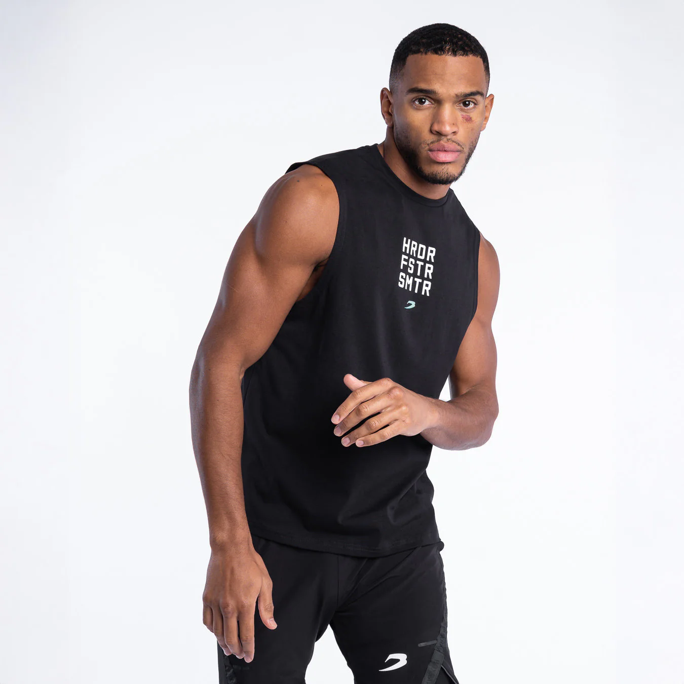 Camiseta Boxraw HRDR FSTR SMTR Preto  - Image 4