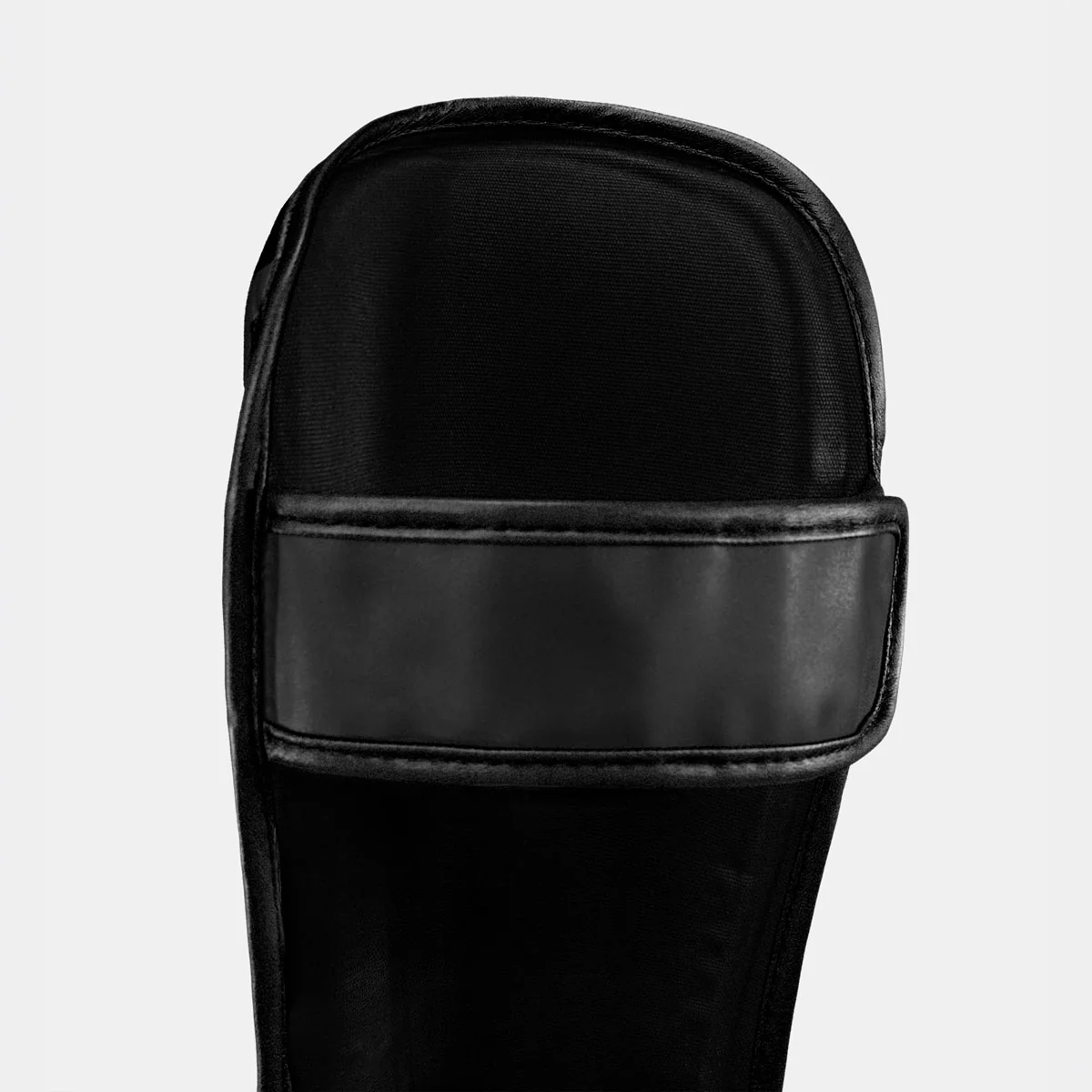 Caneleiras com Parapiede Venum Challenger Preto Black  - Image 3