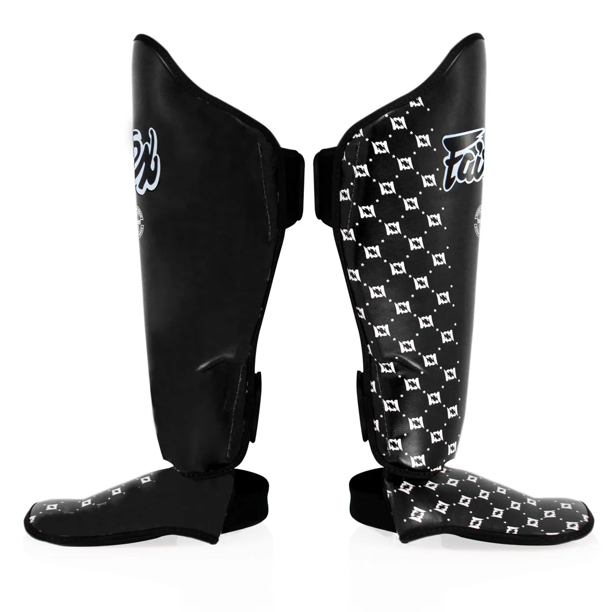Caneleiras Fairtex Competição SP5 com proteção de pés Preto  - Image 3