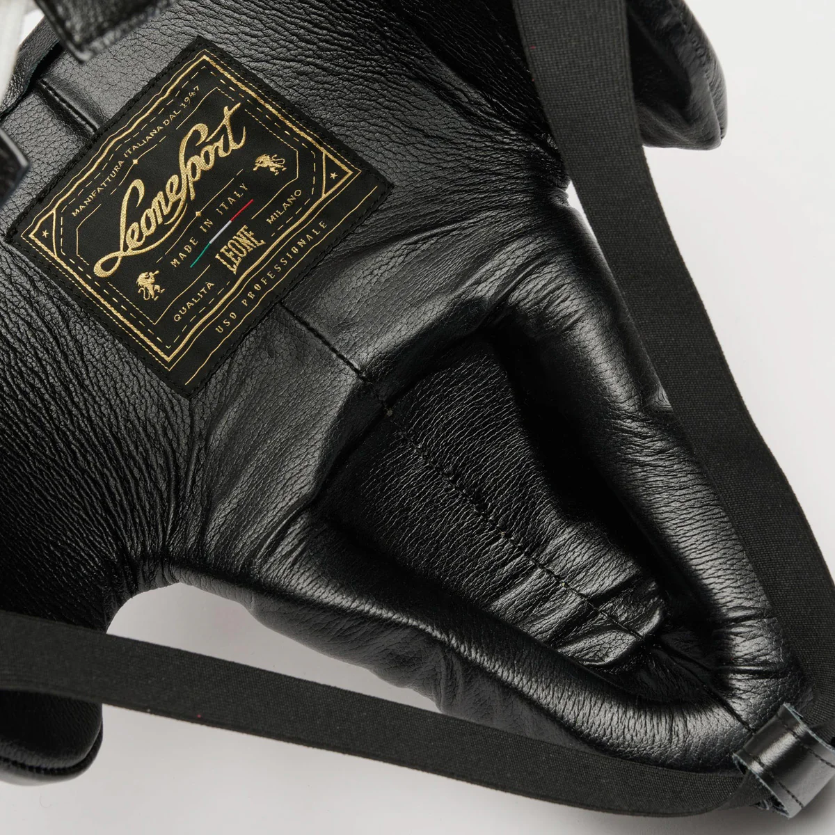 Coquilha Leone Sport Calígula Clássico Preto  - Image 5