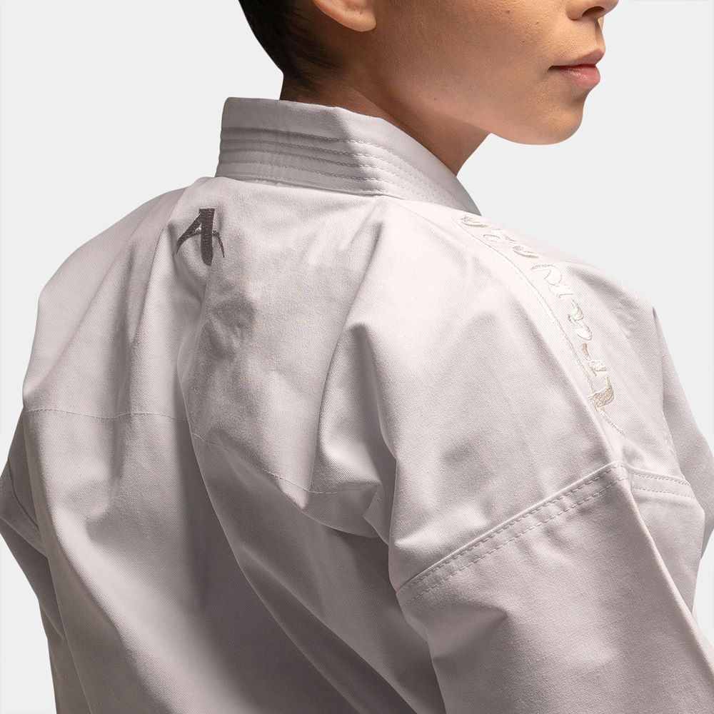 Fato karate Arawaza Kata Deluxe Evo WKF bordado branco  - Image 3