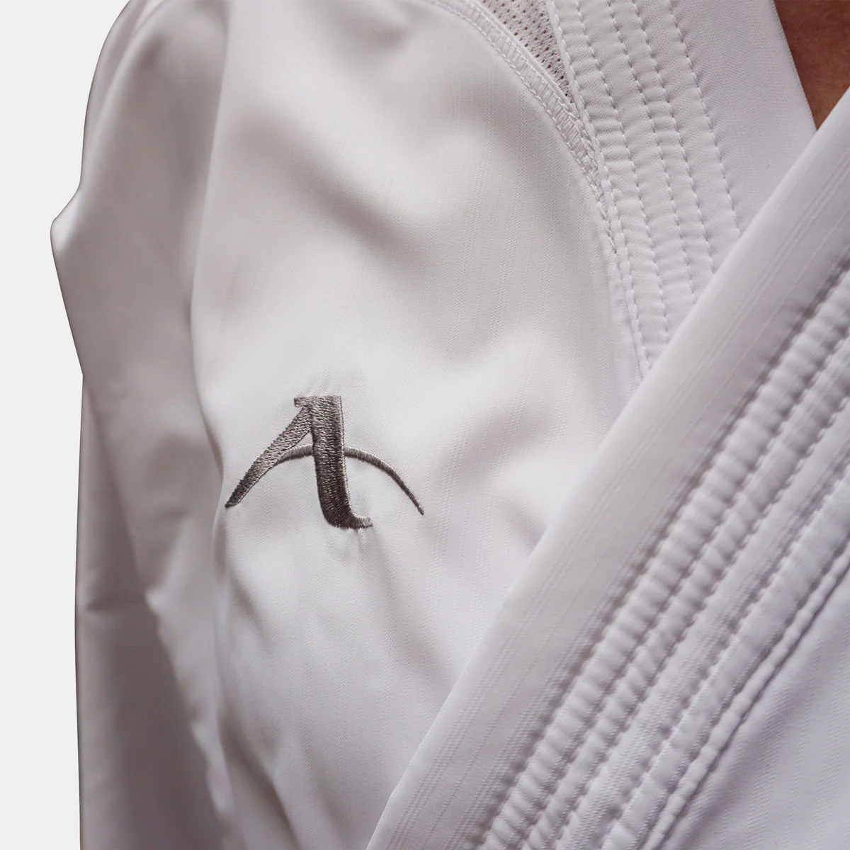 Fato karate Arawaza Kumite Deluxe Evo WKF bordado branco  - Image 5