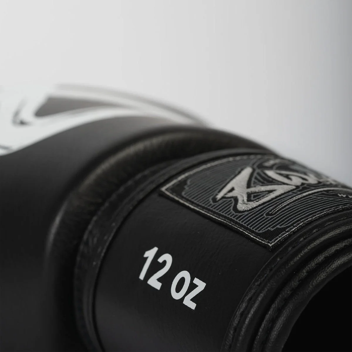 Luvas de Boxe 8 Weapons BIG 8 Premium  - Image 8