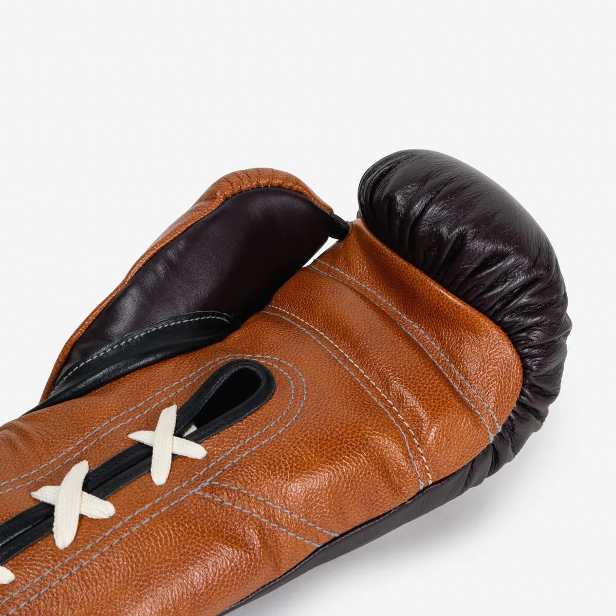 Luvas de Boxe Di Nardo com Atacadores 14 Oz Borgonha-conhaque  - Image 9
