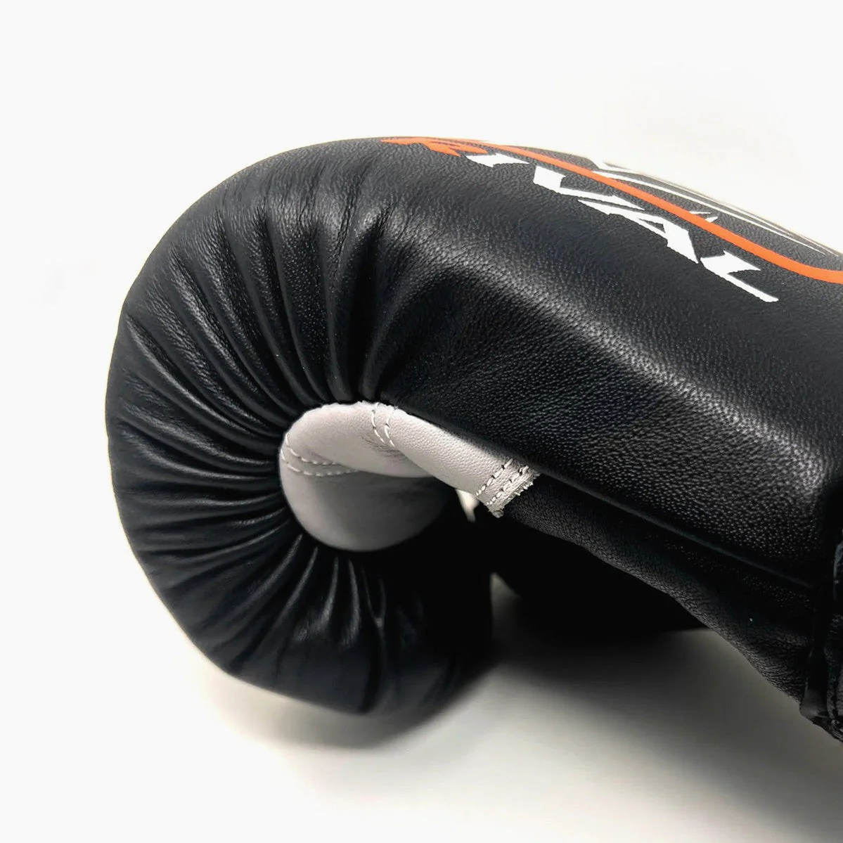 Luvas de Boxe Rival RS1 Pro Sparring 20th Anniversary Preto  - Image 6