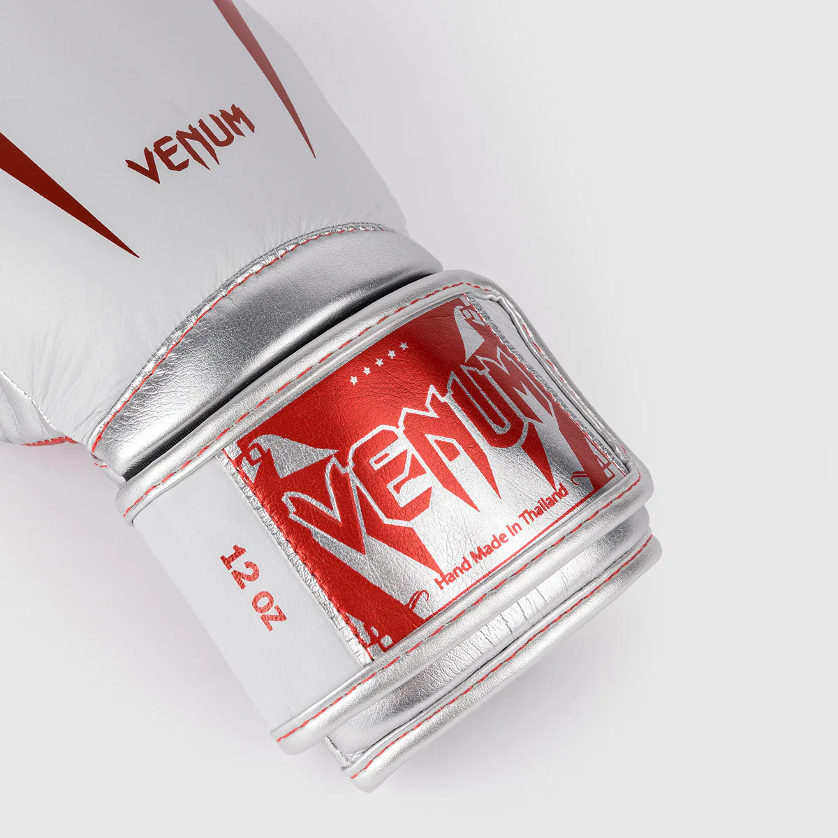Luvas de Boxe Venum Giant 3.0 Edição Especial Vermelho-prata  - Image 4
