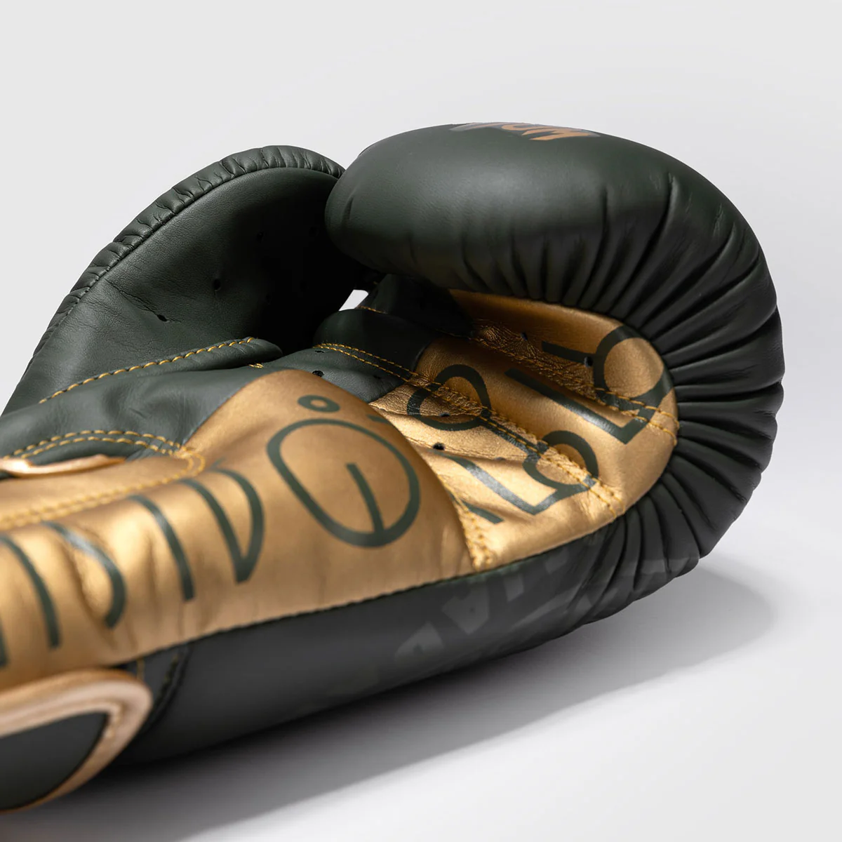 Luvas de Boxe Venum x Rajadamnern Verde  - Image 4