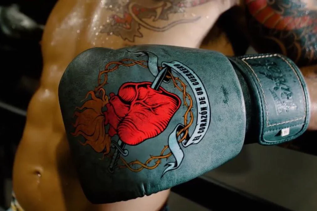 Luvas de Muay Thai Fairtex The Heart of Warrior - Image 7