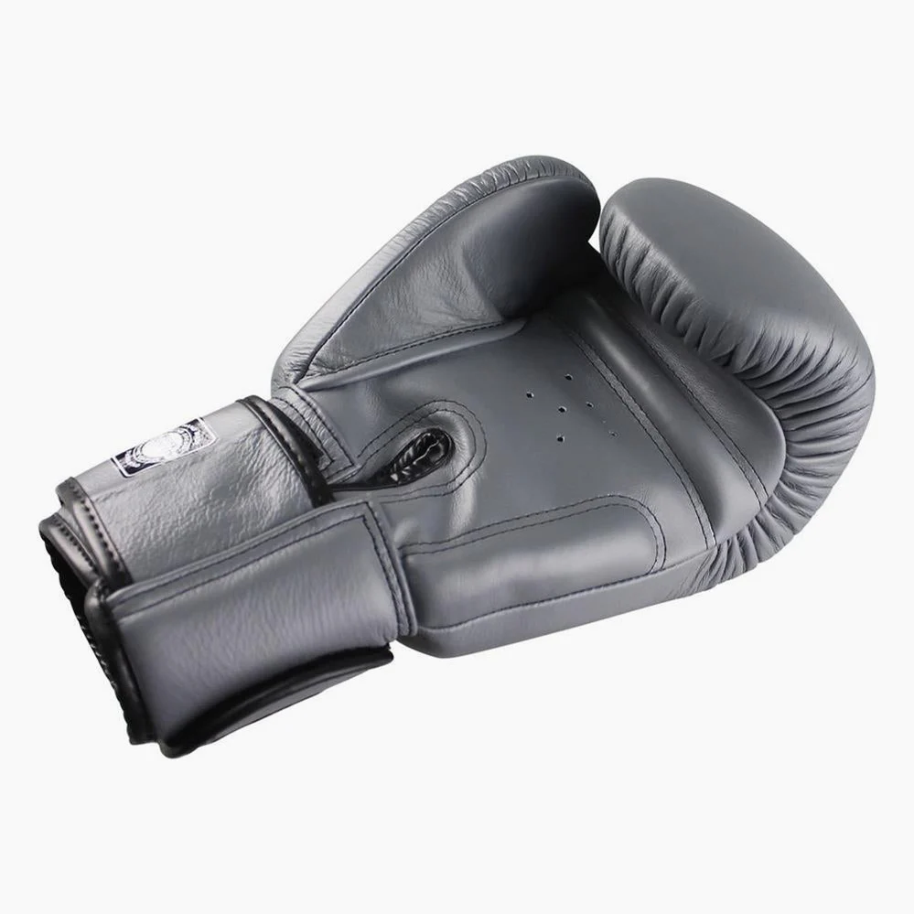 Luvas de Muay Thai Twins Special BGVL3 Cinza  - Image 4