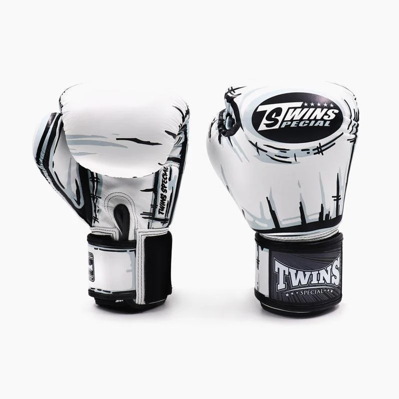 Luvas de Muay Thai Twins Special FBGVL4-66 Comic - Image 2