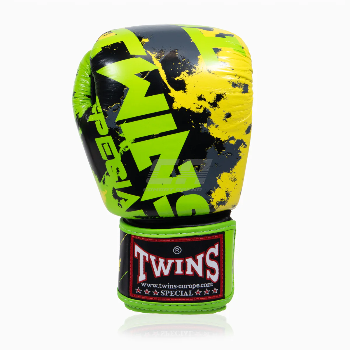 Luvas de Muay Thai Twins Special FBGVL3 Candy Verde  - Image 3