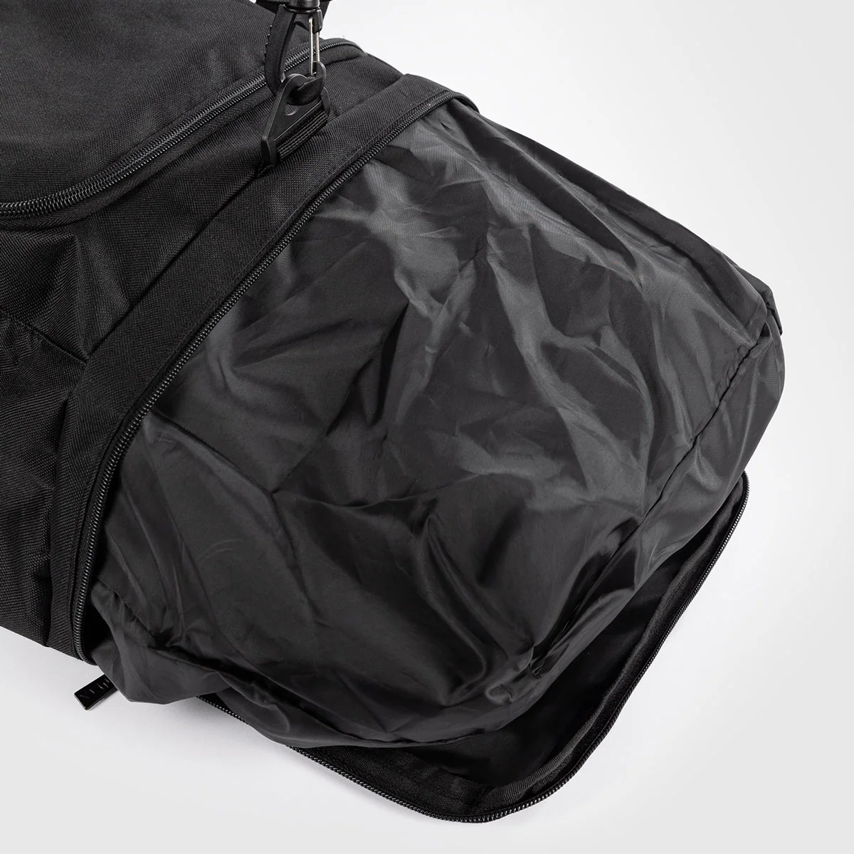 Saco de viagem Venum Essential 61 Lt Preto  - Image 5