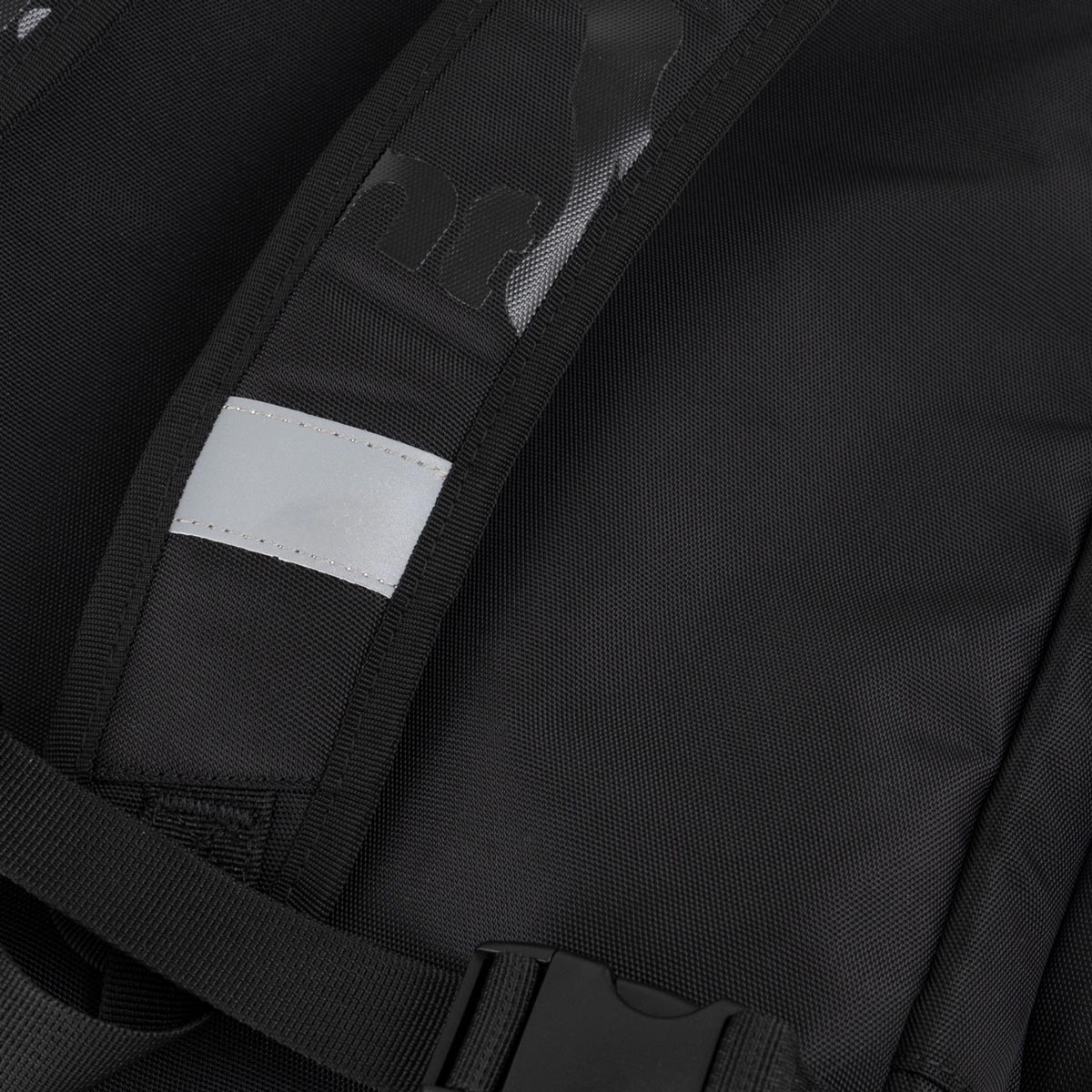 Mochila Manto SOCIETY Convertible XL Preto  - Image 10