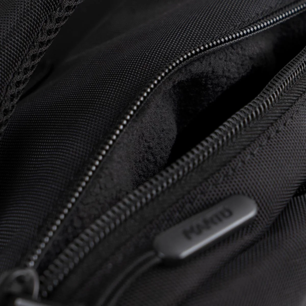 Mochila Manto SOCIETY Convertible M Preto-azul  - Image 10