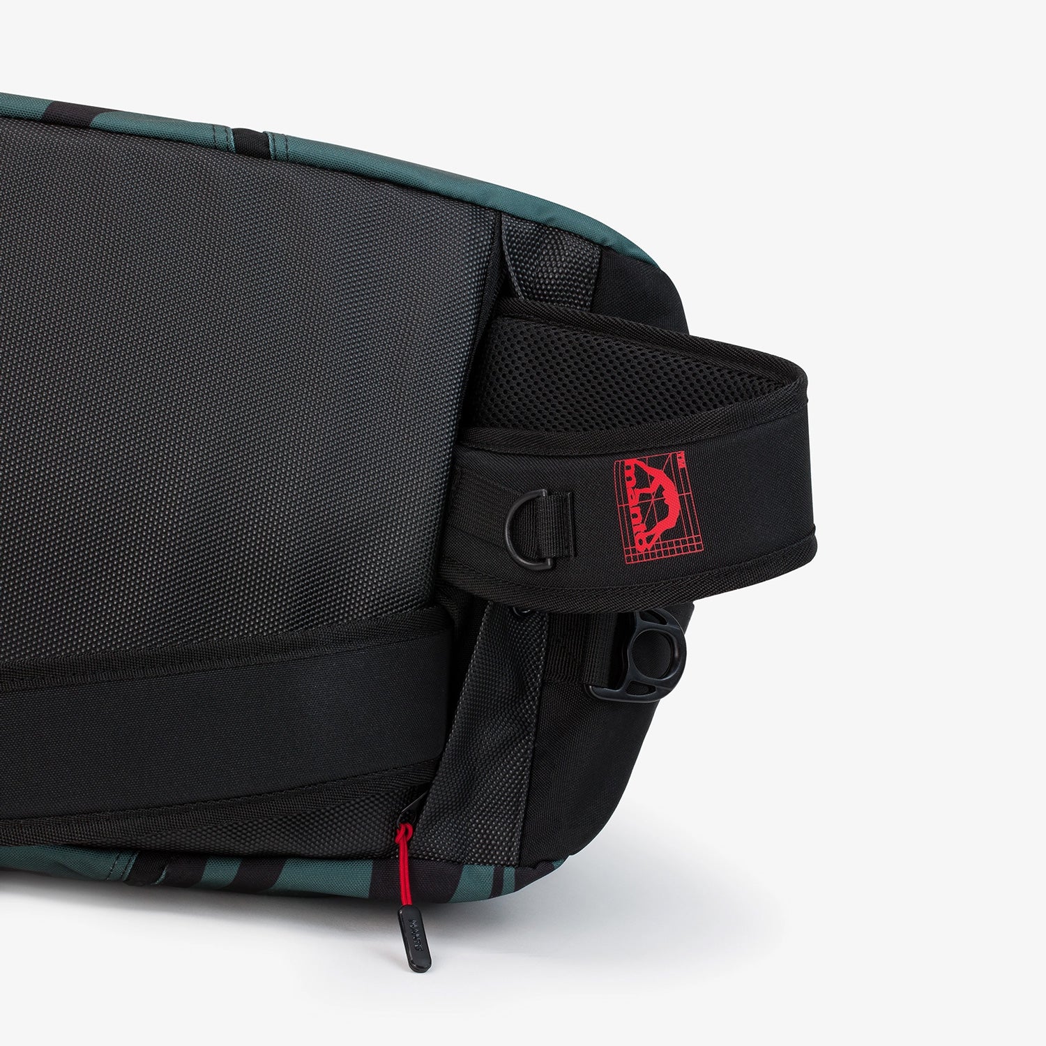 Mochila Saco Manto Grid Verde  - Image 6