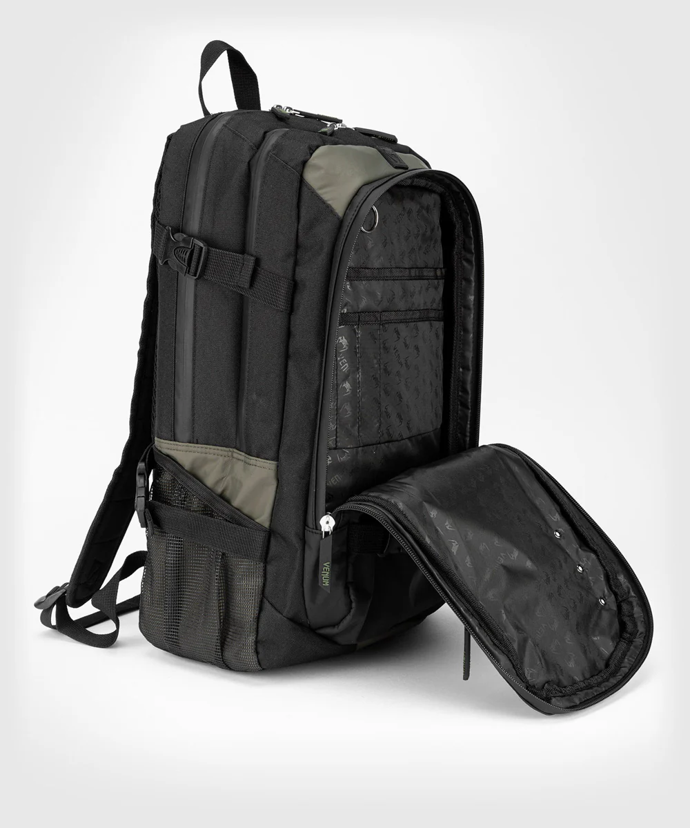 Mochila Venum Challenger Pro Evo  - Image 11