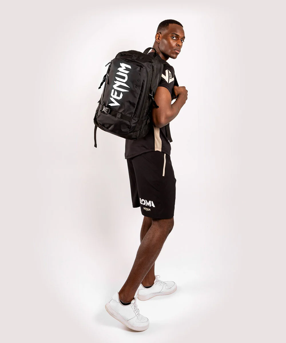 Mochila Venum Challenger Pro Evo  - Image 43