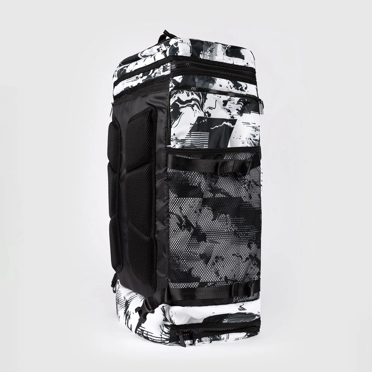 Mochila Venum UFC Zenith Authentic Fight Week - Image 3