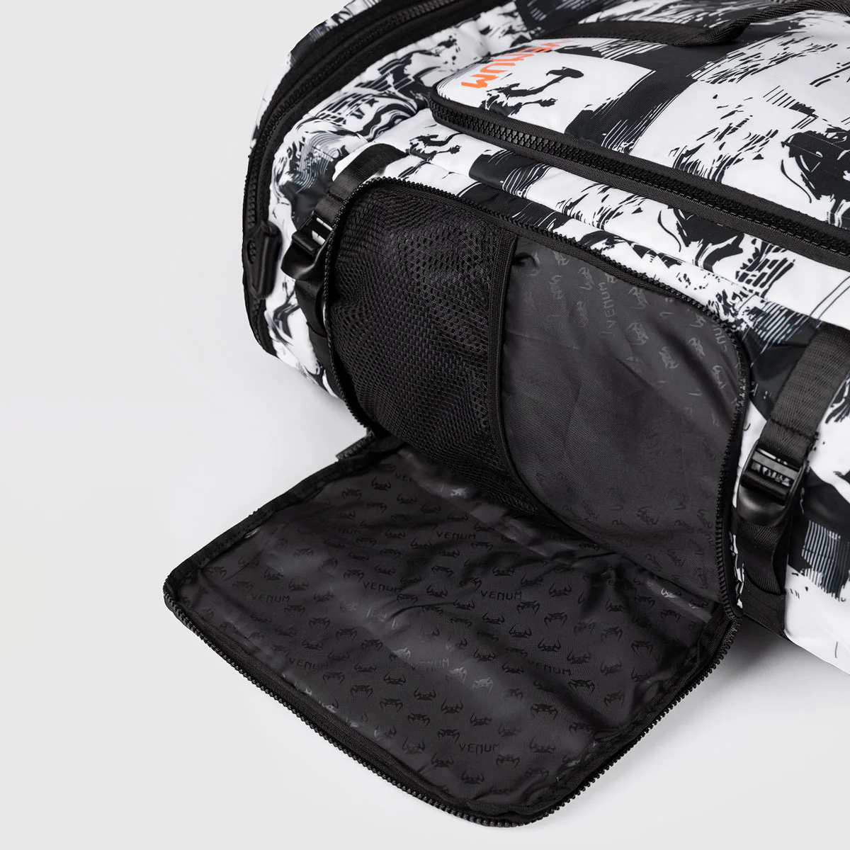 Mochila Venum UFC Zenith Authentic Fight Week - Image 5