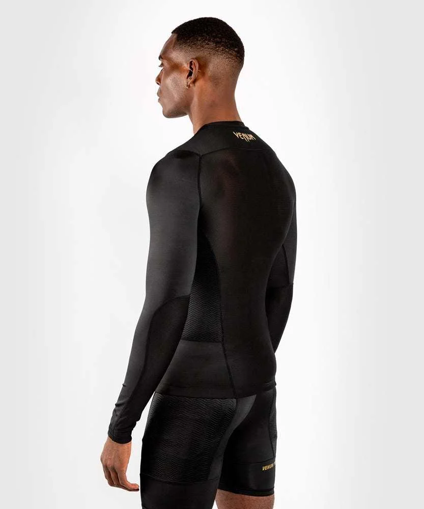 Rashguard Venum G-Fit Preto-dourado mangas compridas  - Image 5