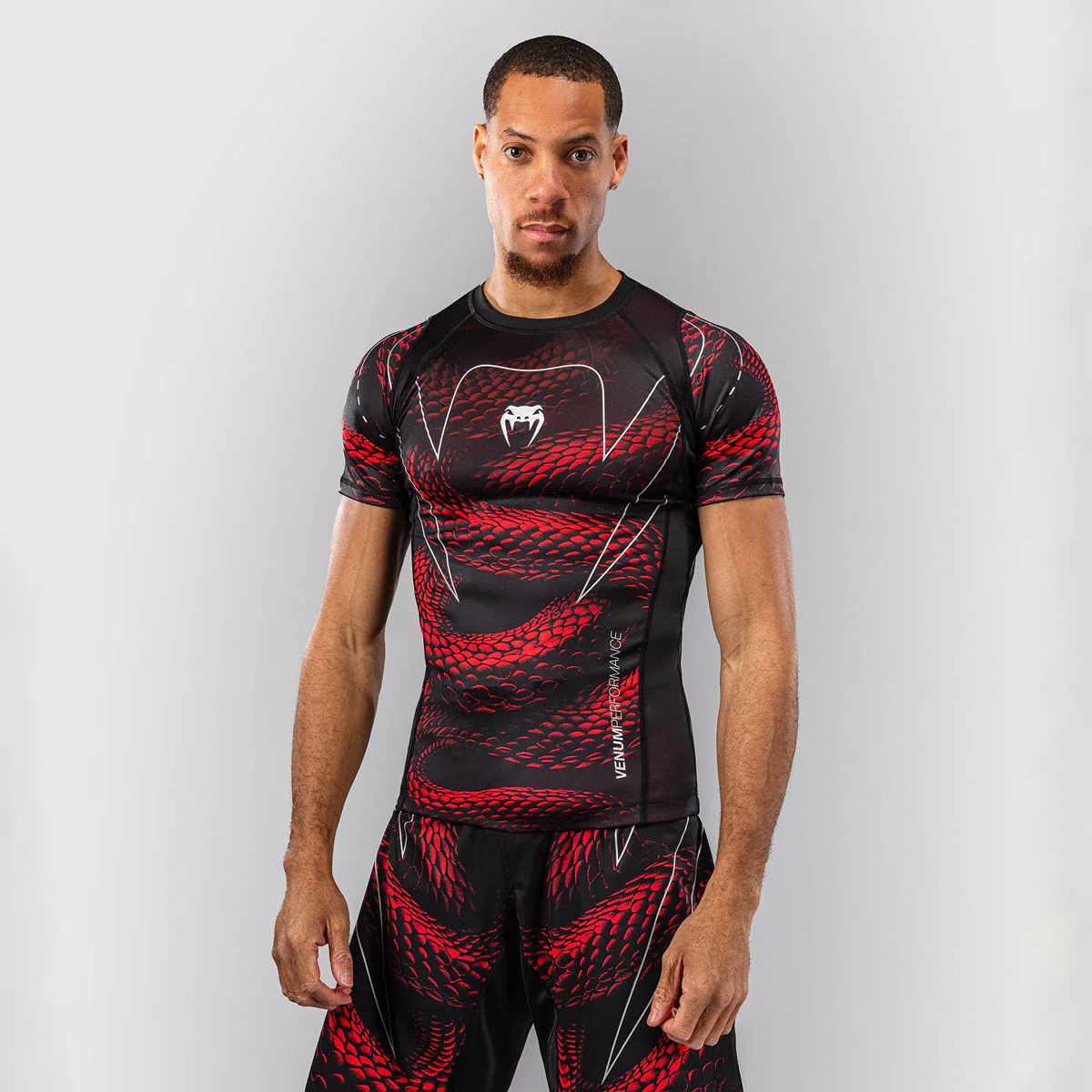 Rashguard Venum Matupa mangas curtas Preto-vermelho 