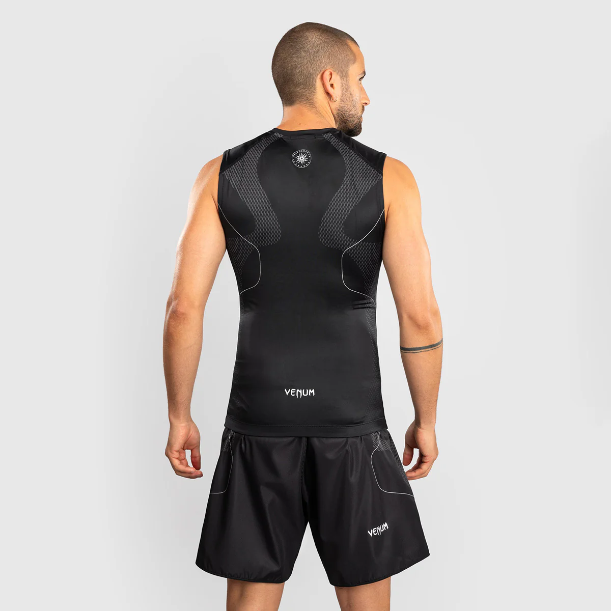 Rashguard Venum Nexus sem mangas  - Image 4