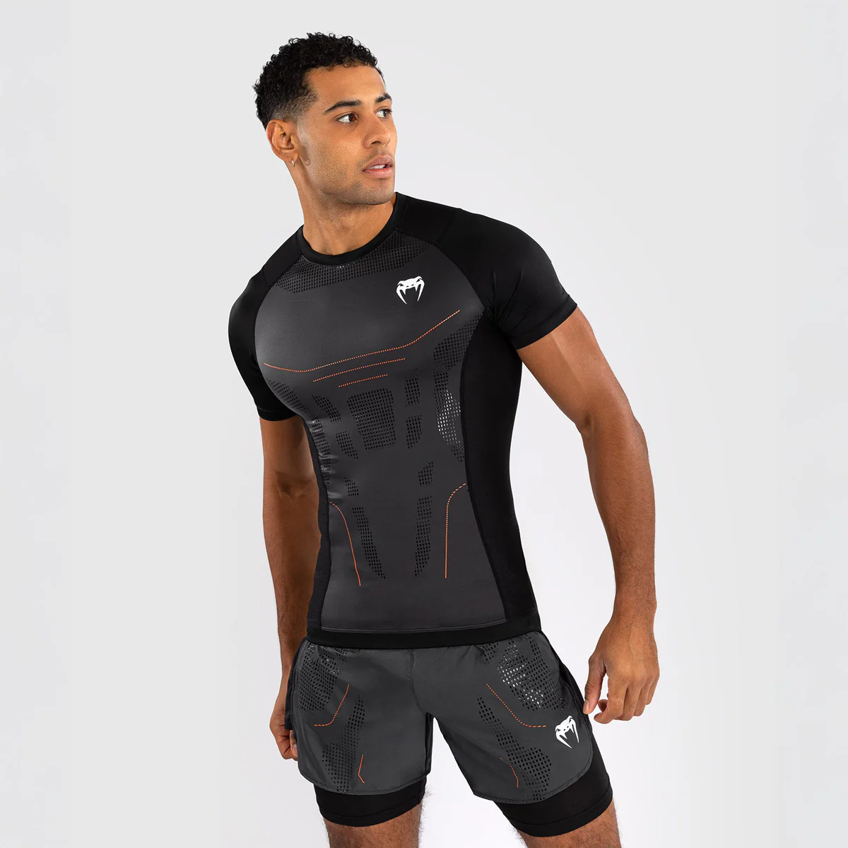 Rashguard Venum Technical 3.0 mangas curtas Grafite  - Image 2