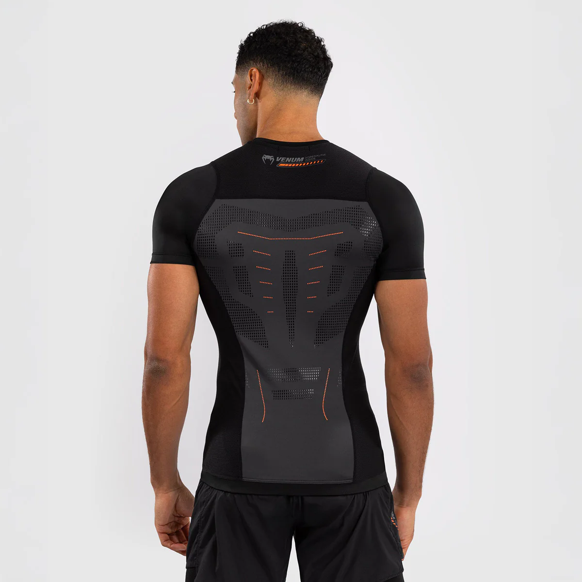 Rashguard Venum Technical 3.0 mangas curtas Grafite  - Image 4