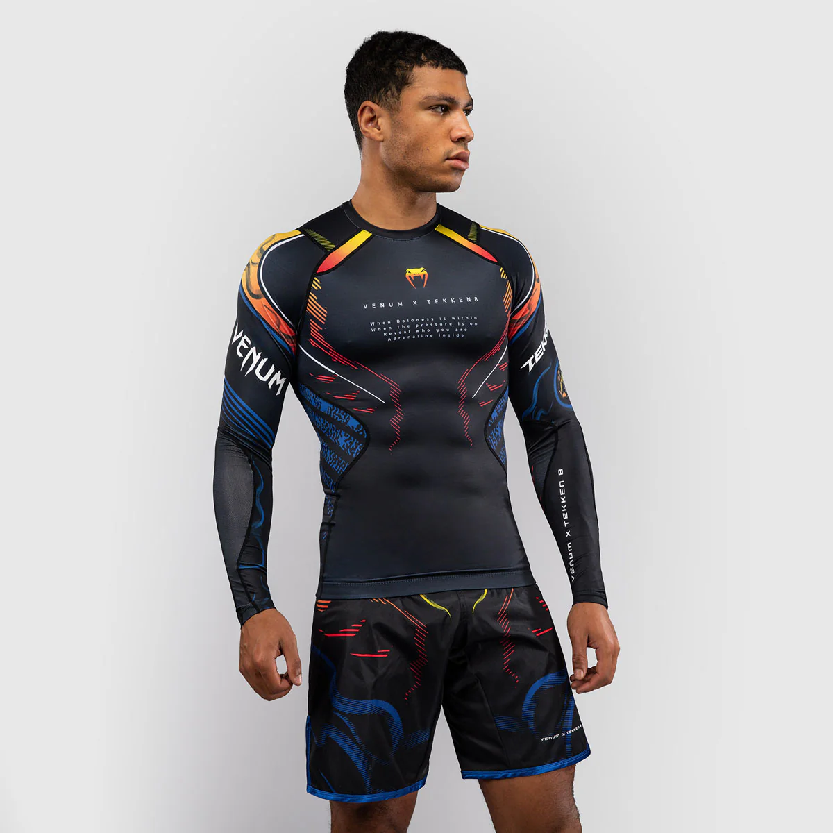 Rashguard Venum Tekken 8 Yoshimitsu mangas compridas Preto-laranja 
