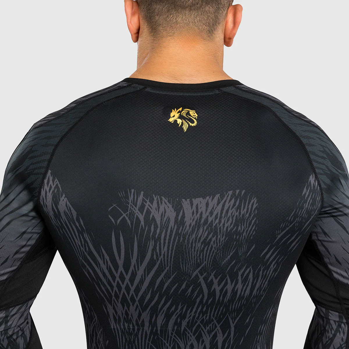 Rashguard Venum x Chimaev Wild Borz mangas compridas Preto  - Image 6