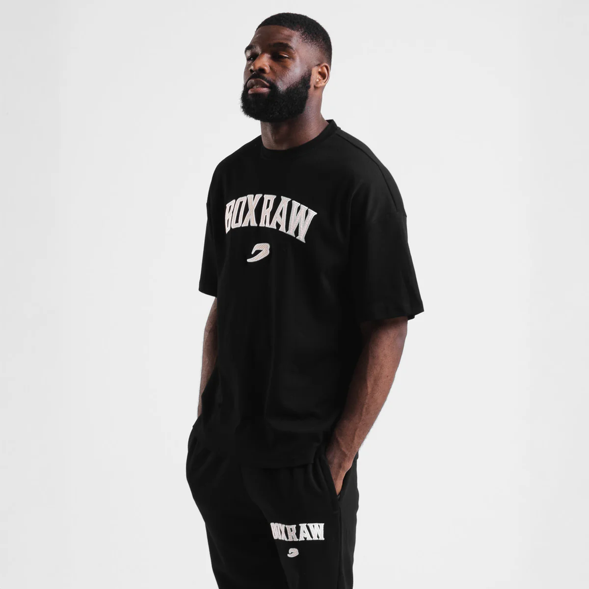 T-shirt Boxraw East Street Oversize Preto  - Image 3