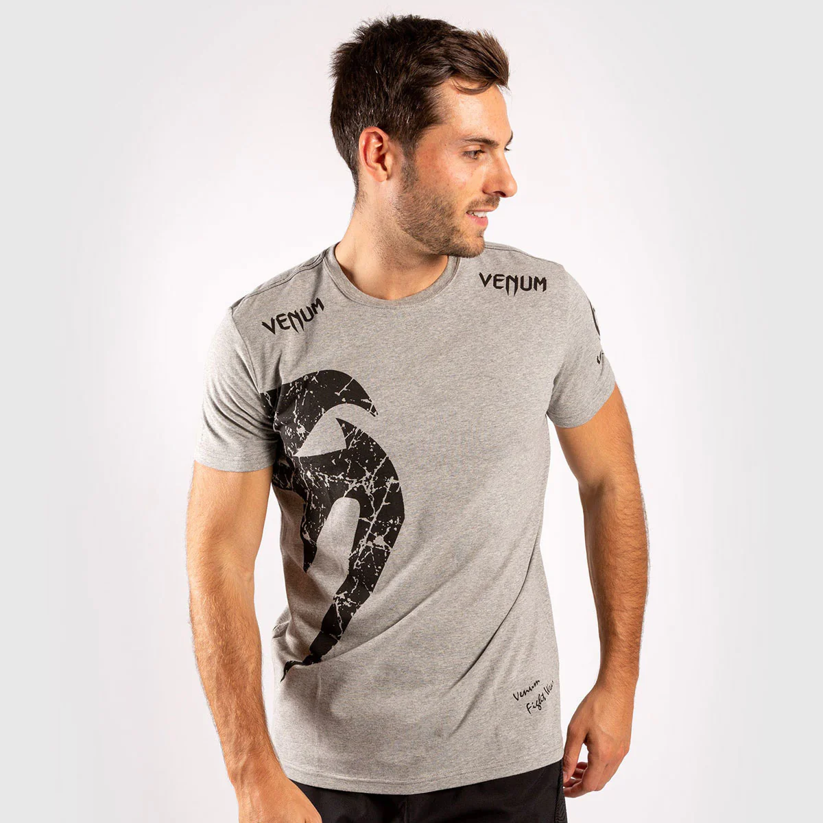 T-Shirt em Algodão Venum Giant Cinzento-Preto  - Image 4