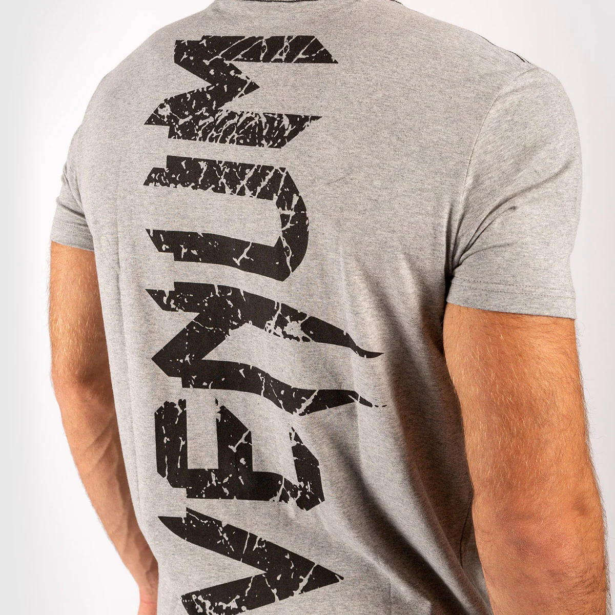 T-Shirt em Algodão Venum Giant Cinzento-Preto  - Image 6