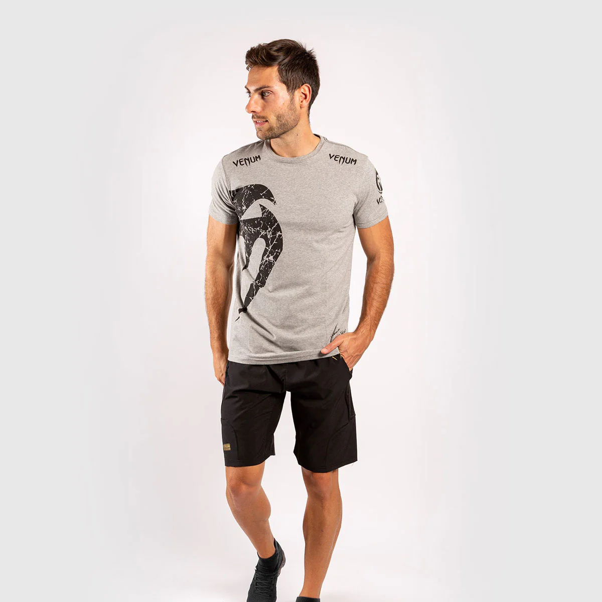 T-Shirt em Algodão Venum Giant Cinzento-Preto  - Image 7