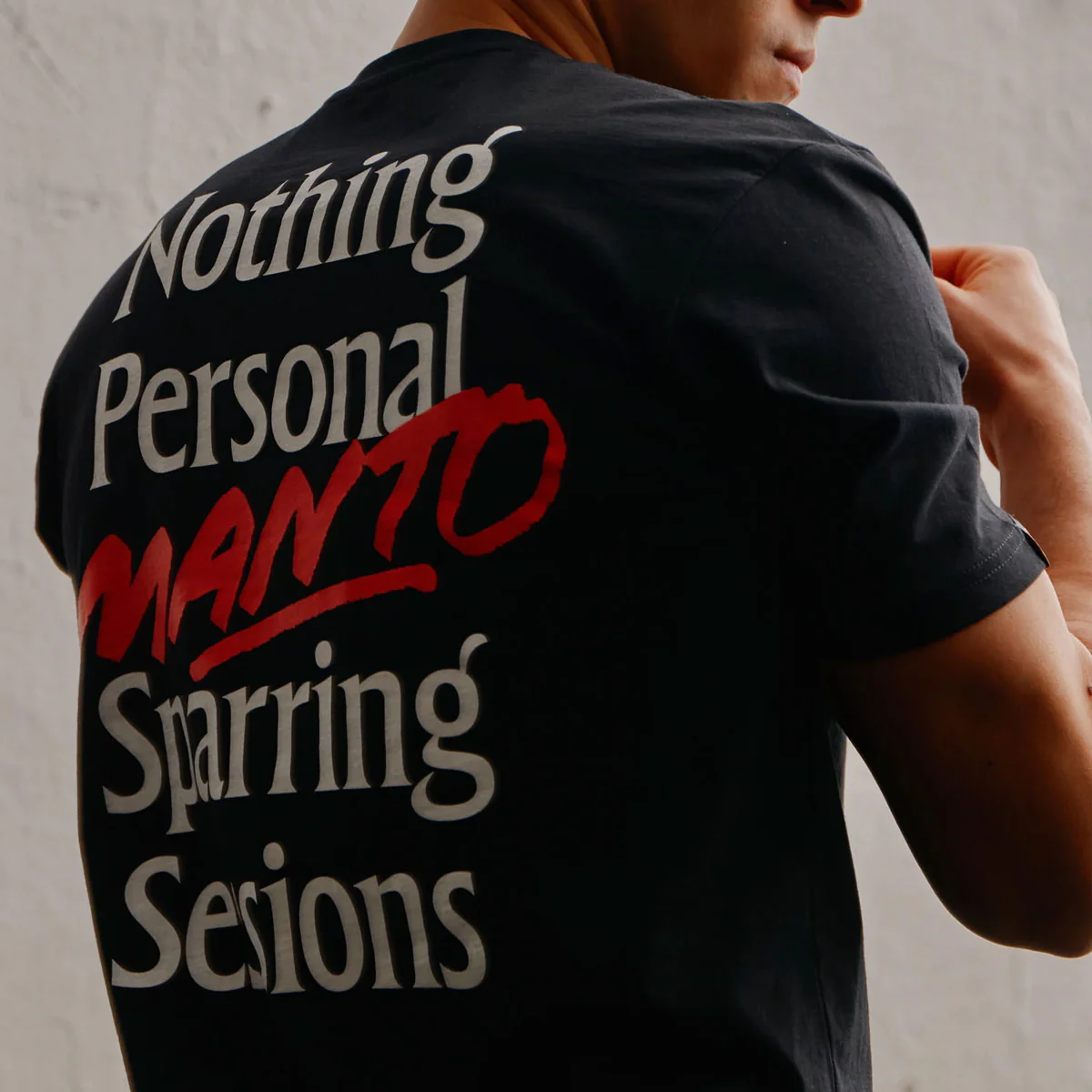 T-shirt Manto Nothing Personal Preto  - Image 3