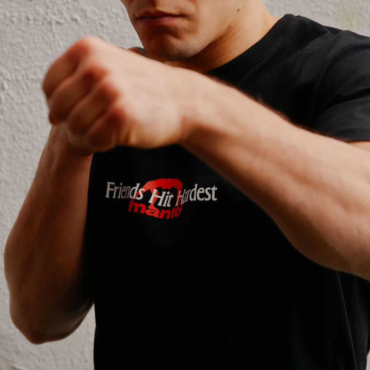T-shirt Manto Nothing Personal Preto  - Image 4