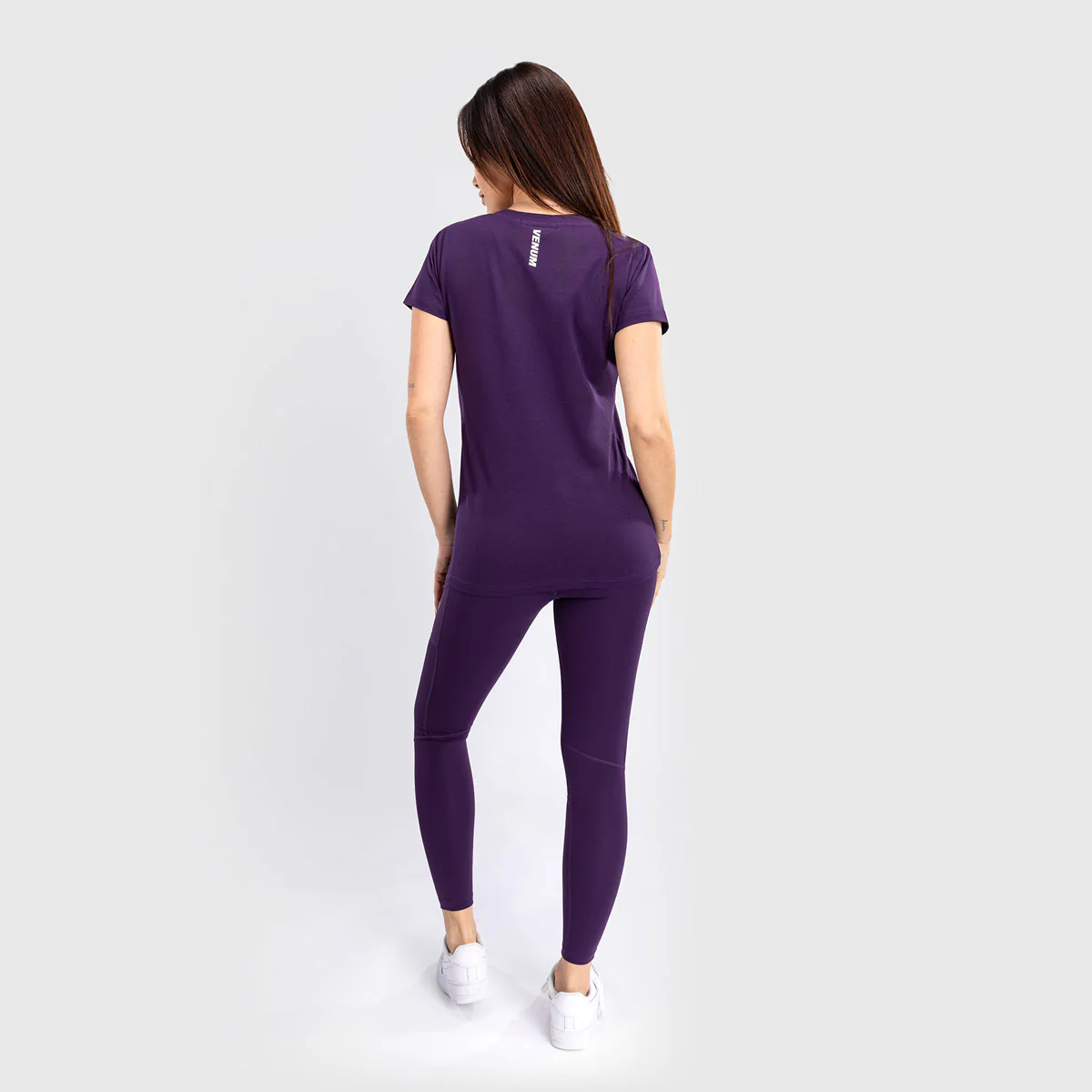 T-shirt Mulher Venum Essential Roxa  - Image 4