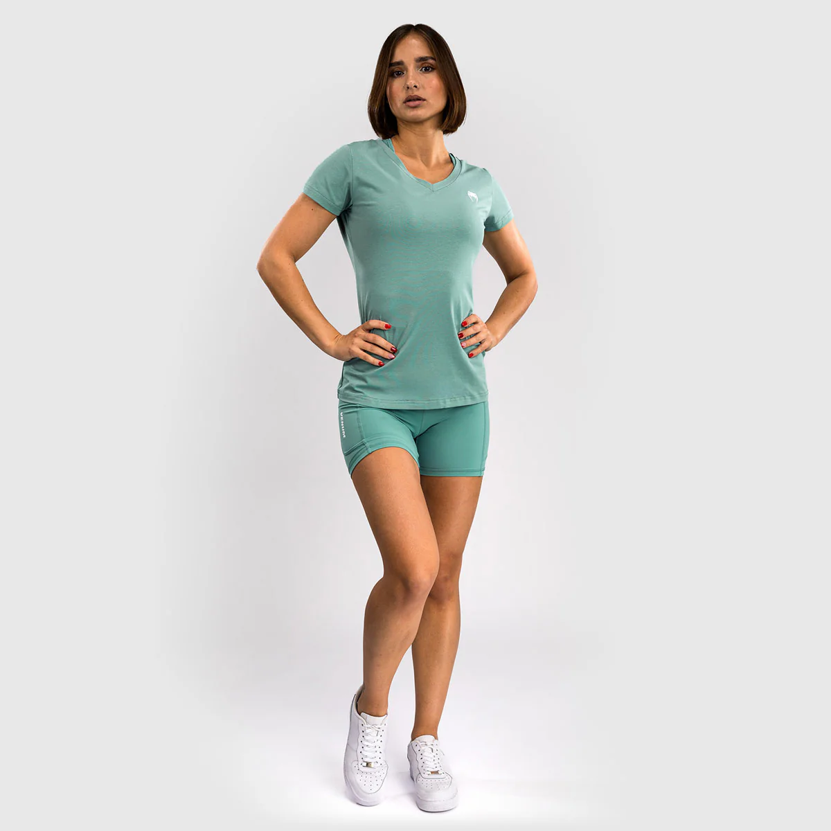 T-shirt Mulher Venum Essential Verde água  - Image 4