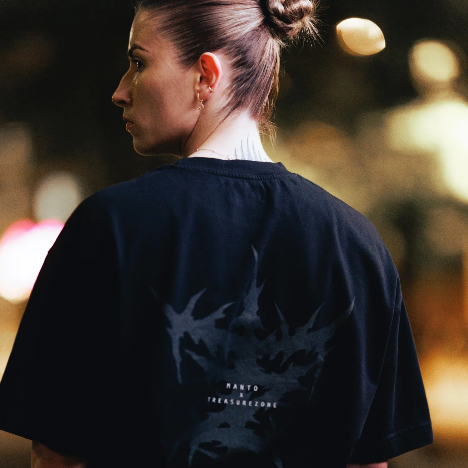 T-shirt oversize Manto Treasure Zone Preto  - Image 8