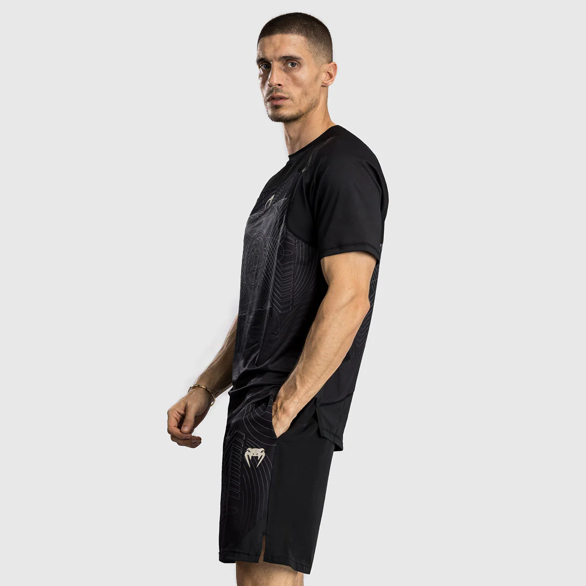 T-shirt Venum Air Dry Tech Preto  - Image 2