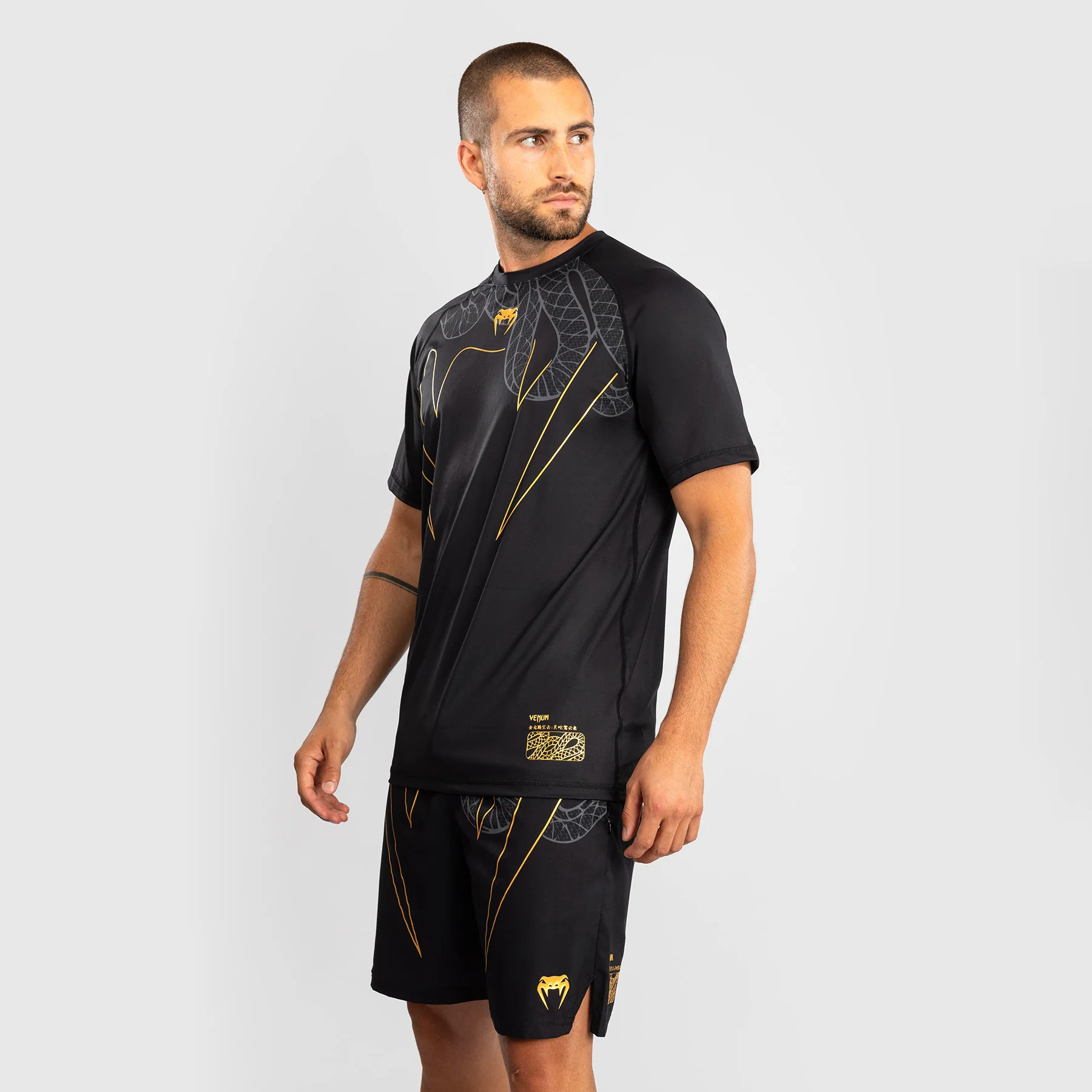 T-shirt Venum Serpenti Dry Tech Preto  - Image 2