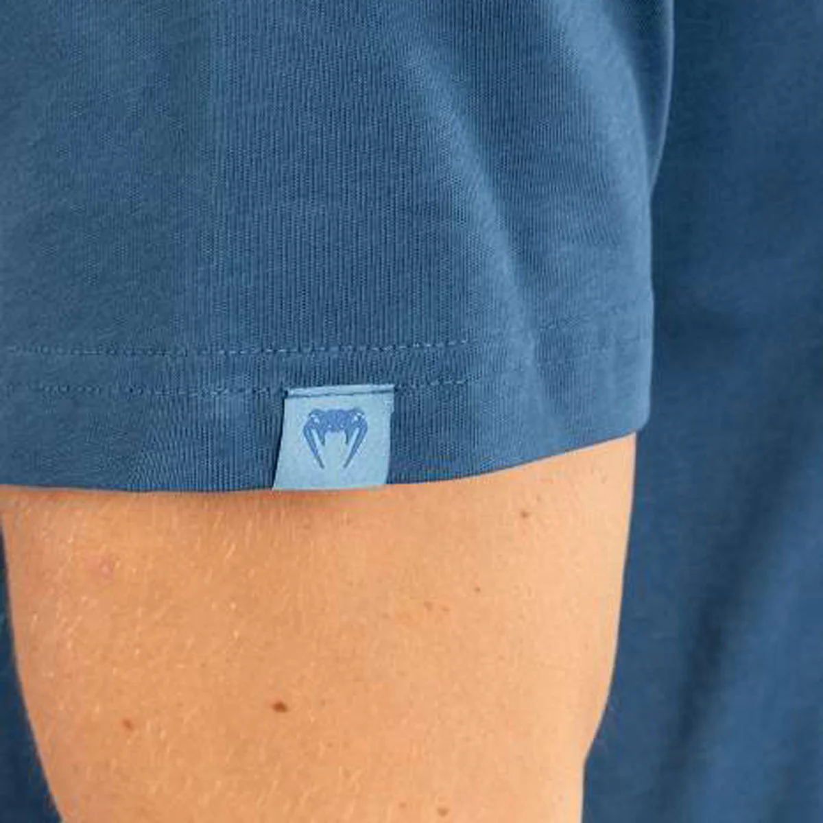 T-shirt Venum Silent Power Azul  - Image 4