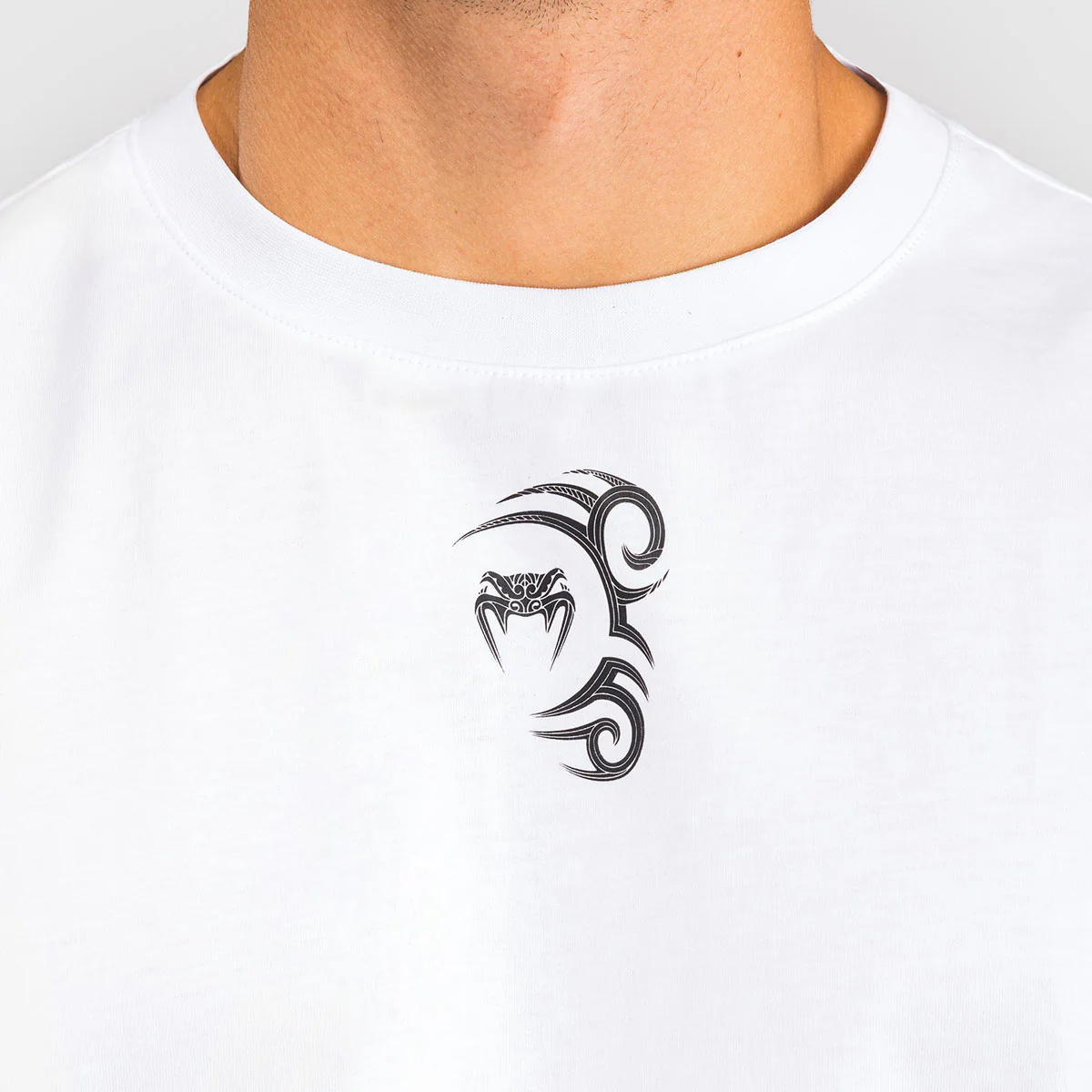 T-shirt Venum x Mike Tyson Tiger Branco  - Image 4